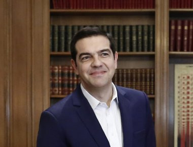 Guardian: Η κατάθλιψη στο γραφείο του Μαξίμου με την διακόσμηση Σαμαρά και τα κουβανέζικα πούρα (φωτό)